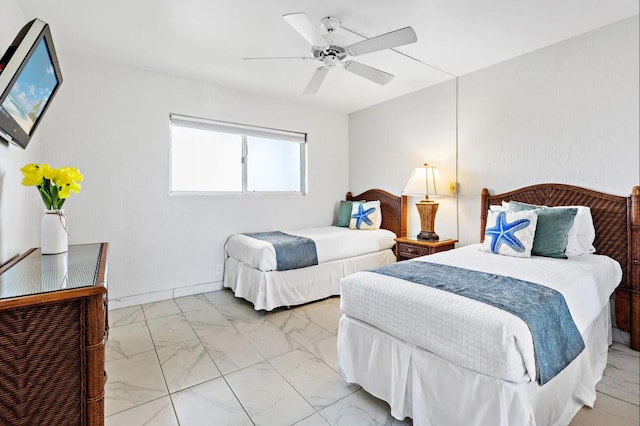 bedroom featuring ceiling fan