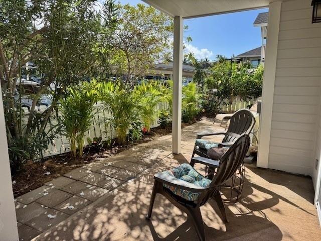 160 Keonekai Rd Unit 9-102, Kihei, HI 96753 - view of patio / terrace