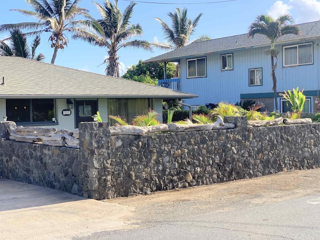 550 Kailana St, Wailuku, HI 96793 - view of front of house with roof with shingles