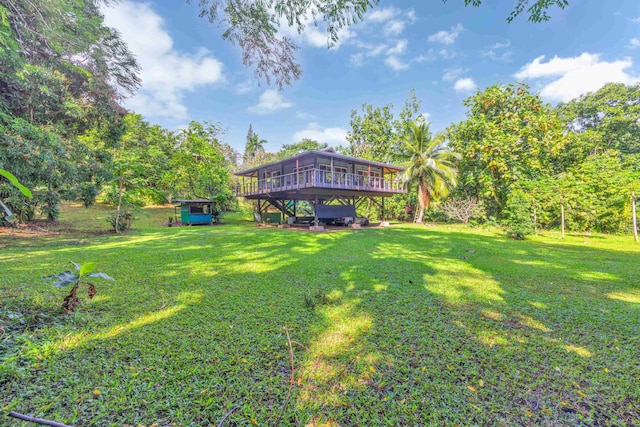 view of yard featuring a sunroom