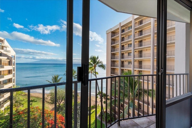 4327 Lower Honoapiilani Rd Unit 801, Lahaina, HI 96761 - balcony featuring a water view