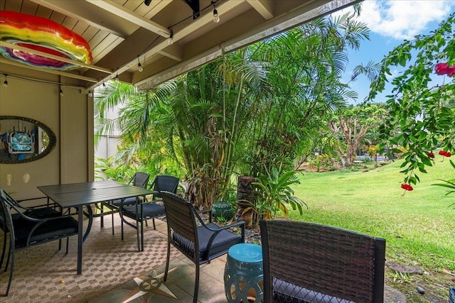 4435 Lower Honoapiilani Rd Unit 142, Lahaina, HI 96761 - view of patio / terrace featuring outdoor dining space