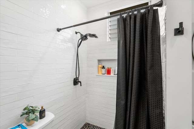 4435 Lower Honoapiilani Rd Unit 142, Lahaina, HI 96761 - bathroom with tiled shower and toilet
