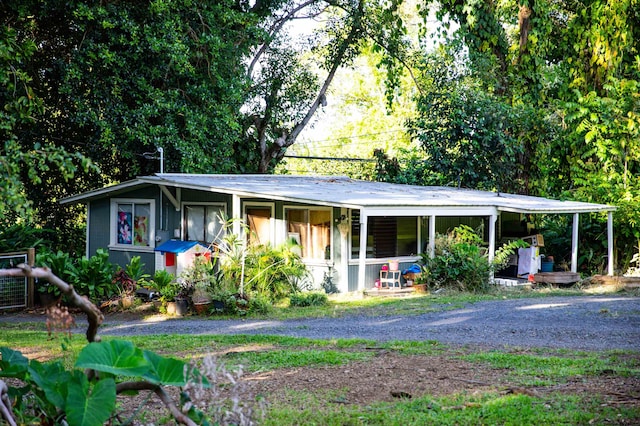 view of front of property with covered porch