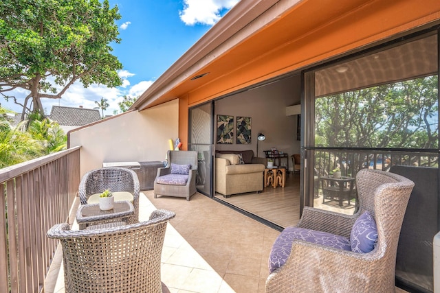 811 S Kihei Rd Unit 2H, Kihei, HI 96753 - view of balcony