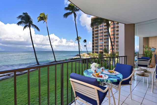 4327 Lower Honoapiilani Rd Unit 207B, Lahaina, HI 96761 - balcony featuring a water view and a view of the beach