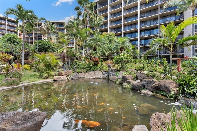 3445 Lower Honoapiilani Rd Unit 204, Lahaina, HI 96761 - view of community featuring a small pond