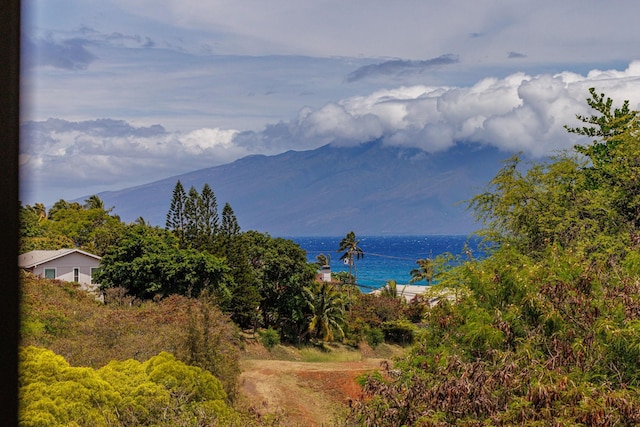 120 Hui Rd F E16, Lahaina, HI 96761 - water view featuring mountains