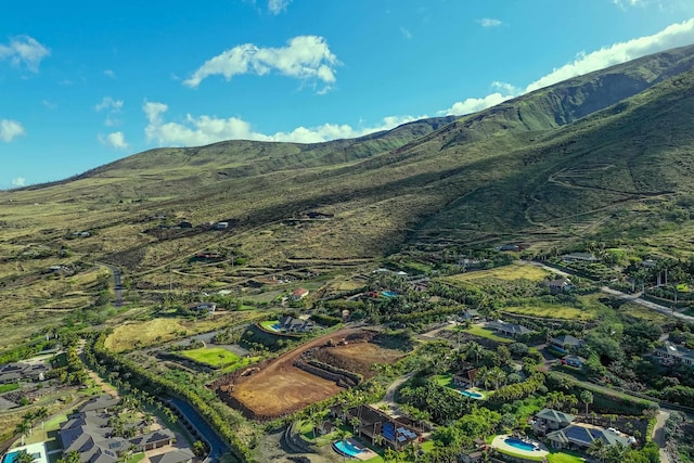 aerial view of property's location with mountains