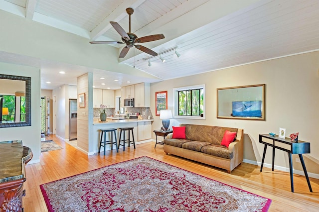 3788 Lower Honoapiilani Rd Unit D101, Lahaina, HI 96761 - living room featuring ceiling fan, light wood-style flooring, and recessed lighting