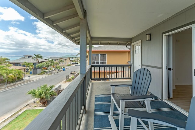1395 Hiahia St, Wailuku, HI 96793 - balcony with a residential view