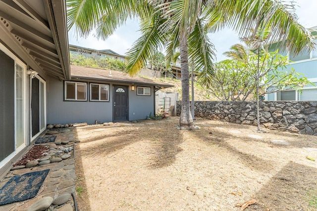 1395 Hiahia St, Wailuku, HI 96793 - view of yard