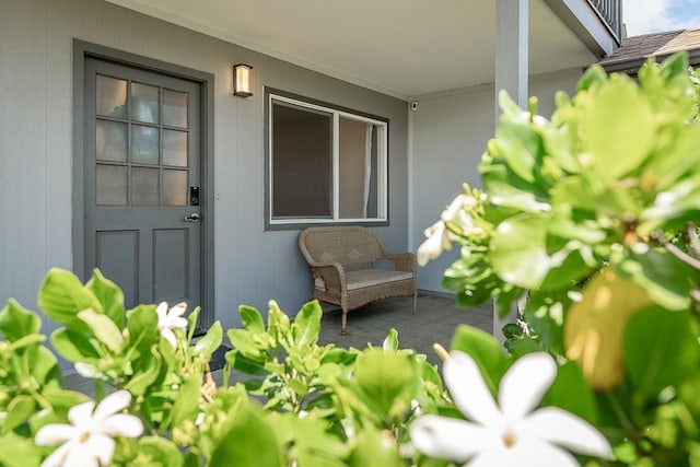 1395 Hiahia St, Wailuku, HI 96793 - view of property entrance