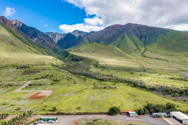 Listing photo 3 for 80 Kehalea Pl Unit A, Lahaina HI 96761