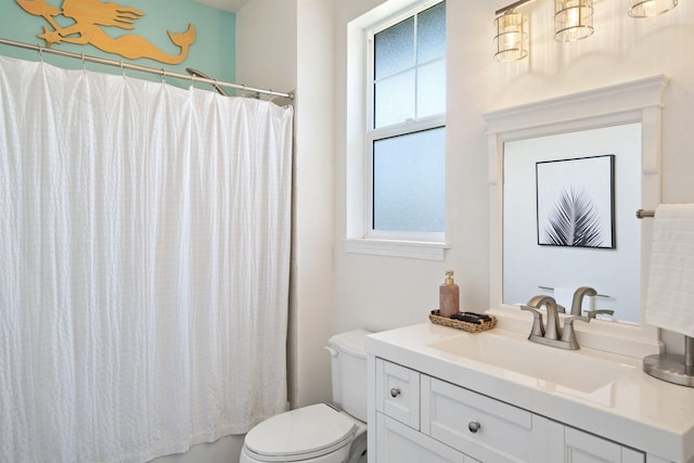 206 Kuli Puu St, Kihei, HI 96753 - full bath with toilet, vanity, and shower / bath combination with curtain