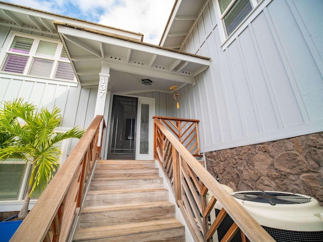 137 Hoohale St, Kihei, HI 96753 - view of exterior entry featuring board and batten siding