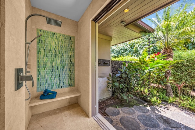 34 Ualei Pl, Kihei, HI 96753 - bathroom featuring tile patterned floors and a tile shower