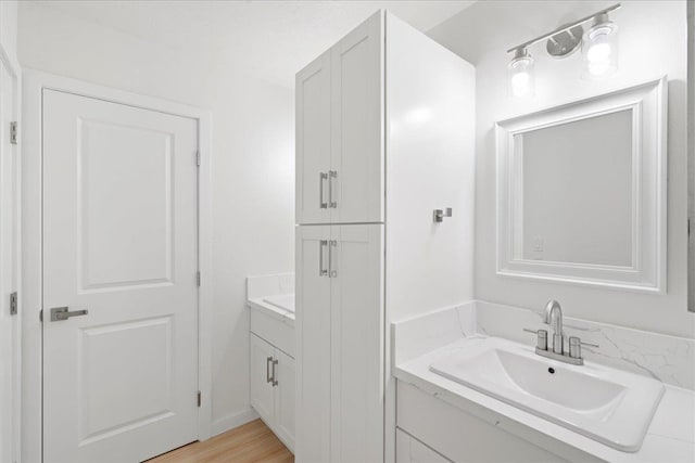 2825 Kauhale St, Kihei, HI 96753 - bathroom featuring vanity