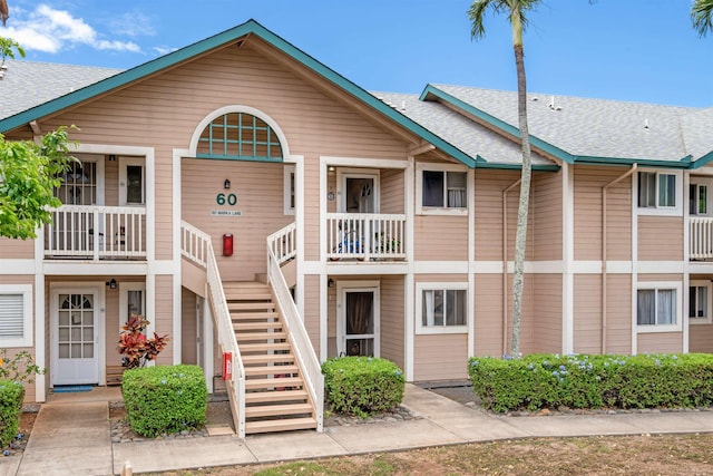 60 Waipaa Ln Unit 39-204, Wailuku, HI 96793 - view of building exterior with stairs