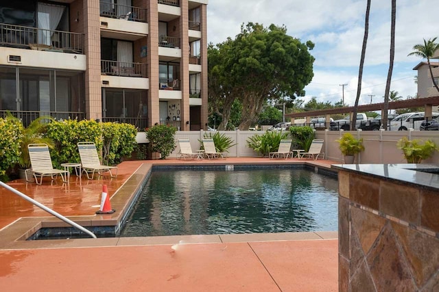 30 Hauoli St Unit 212, Wailuku, HI 96793 - community pool featuring fence and a patio