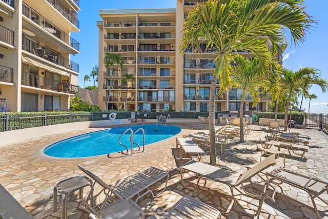 4401 Lower Honoapiilani Rd Unit A-103, Lahaina, HI 96761 - community pool with a patio area