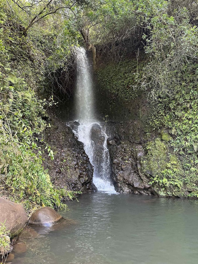 view of water feature