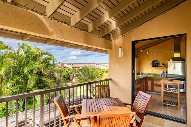 balcony with sink