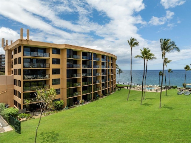 2936 S Kihei Rd Unit 213, Kihei, HI 96753 - view of community with a water view and a yard