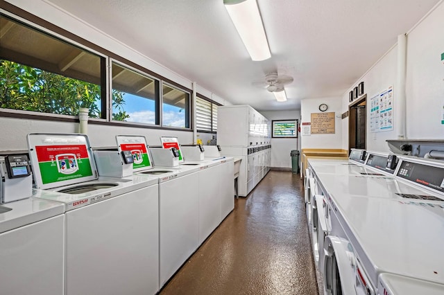 community laundry room featuring a ceiling fan, washer and clothes dryer, and stacked washer / dryer