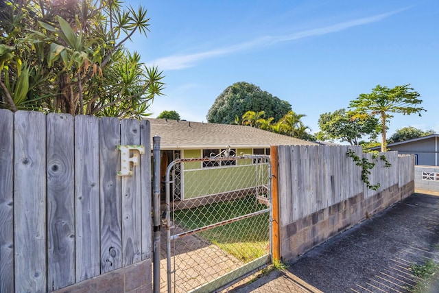 5131 Hanawai St Unit F, Lahaina, HI 96761 - view of gate