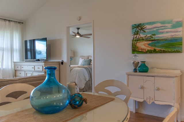 43 Polohina Ln Unit 13-8, Lahaina, HI 96761 - dining room featuring vaulted ceiling and a ceiling fan