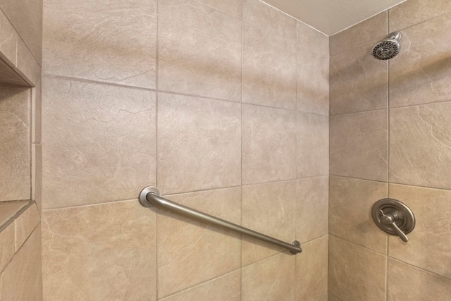 4365 Lower Honoapiilani Rd Unit 603, Lahaina, HI 96761 - bathroom view of tiled shower