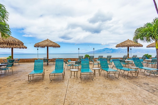 4365 Lower Honoapiilani Rd Unit 603, Lahaina, HI 96761 - view of patio featuring a water and mountain view