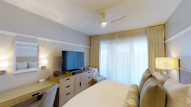 bedroom featuring ceiling fan