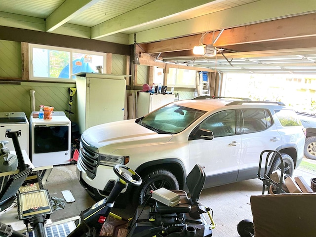 140 Waikoloa Rd, Hana, HI 96713 - garage with washer / dryer and a garage door opener