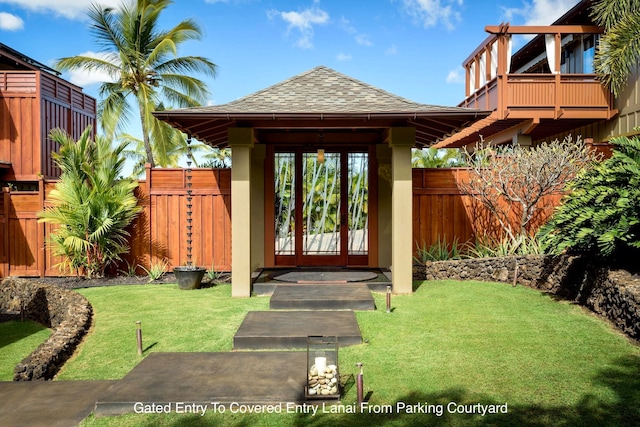 view of outdoor structure with a yard