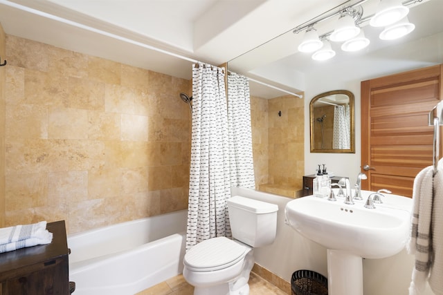 563 Mikioi Pl, Kihei, HI 96753 - bathroom with shower / bath combination with curtain and tile patterned flooring