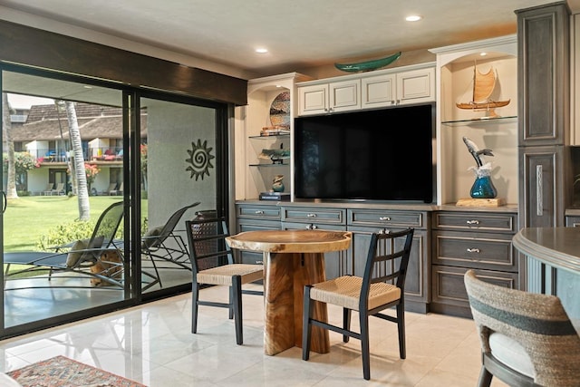 12 S Kihei Rd Unit E2, Kihei, HI 96753 - living area featuring recessed lighting