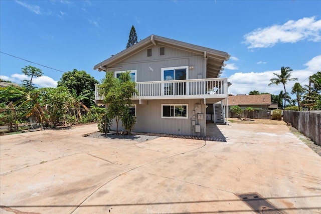 402 Auhana Rd, Kihei, HI 96753 - rear view of property with stairs and concrete driveway