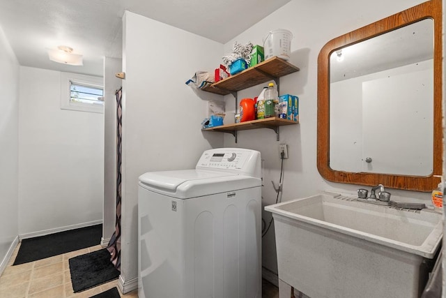 119 Kupalaiki Loop, Kihei, HI 96753 - laundry room with washer / dryer