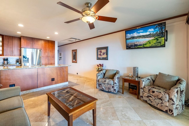 2075 S Kihei Rd Unit 214, Kihei, HI 96753 - living room featuring recessed lighting, ceiling fan, crown molding, and baseboards