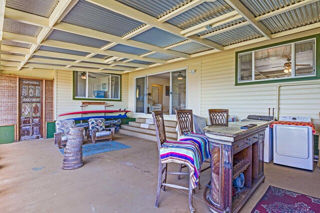 219 Ekoa Pl, Wailuku, HI 96763 - view of patio / terrace with washer / clothes dryer