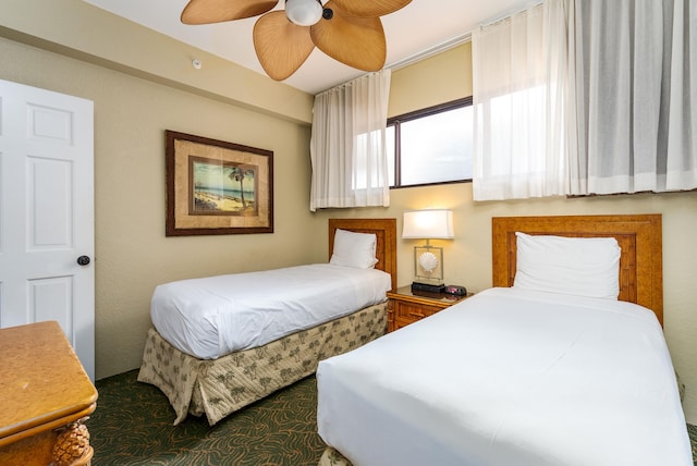 bedroom with ceiling fan