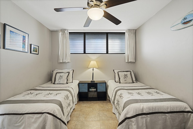 bedroom featuring ceiling fan