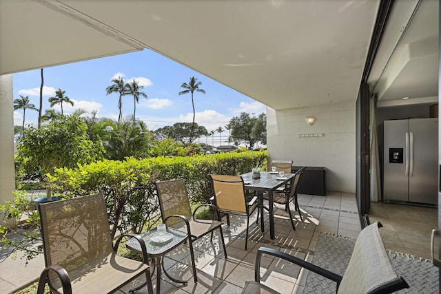 view of patio with outdoor dining space