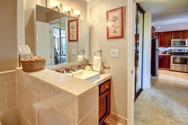 bathroom with vanity