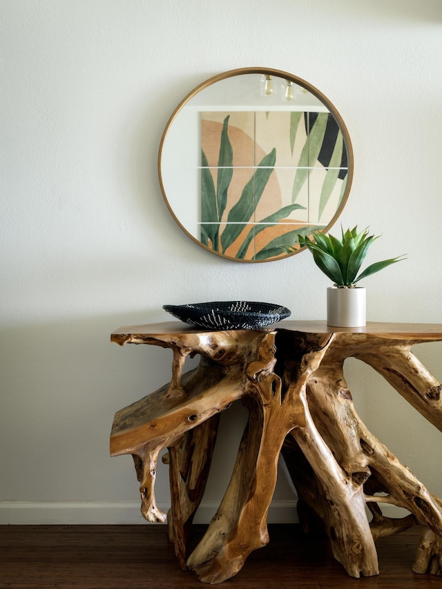 100 Hauoli St Unit 106, Wailuku, HI 96793 - detailed view of wood finished floors and baseboards