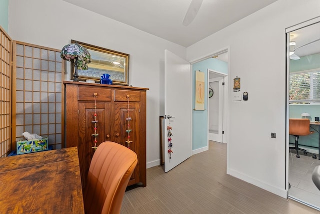 bedroom with ceiling fan