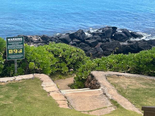 3959 Lower Honoapiilani Rd Unit 304, Lahaina, HI 96761 - view of mountain backdrop