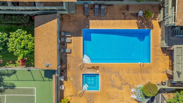 birds eye view of property